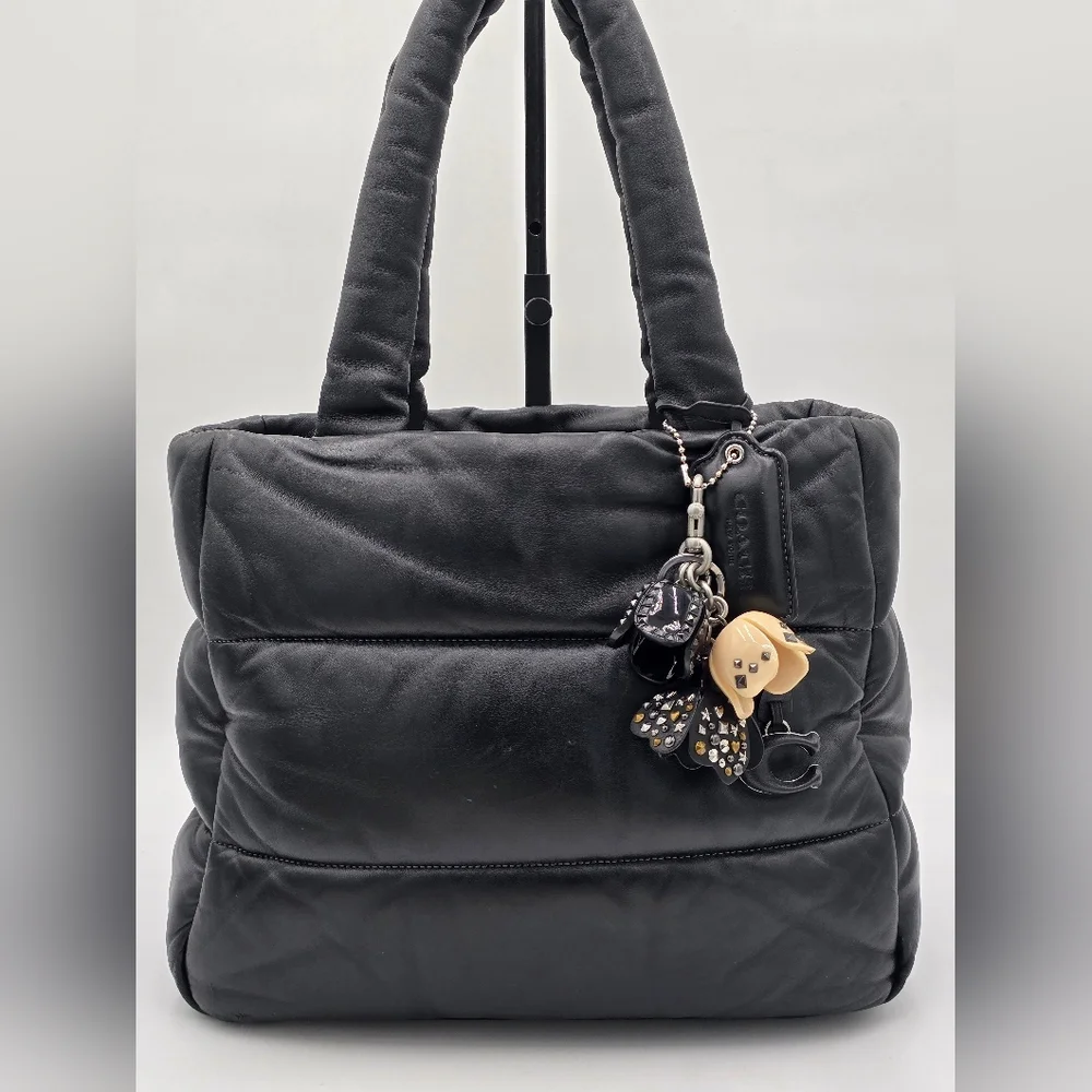 Coach Tea Rose Studded Bag Charm/  KeyRing, B & W, EUC - Picture 11 of 11